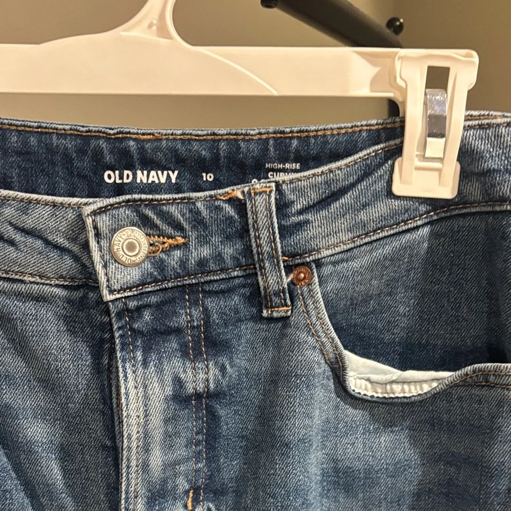 Old Navy High-Rise Curvy Straight Indigo Jeans - Picture 5 of 5